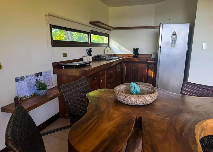 Cocobolo Boutique 3*